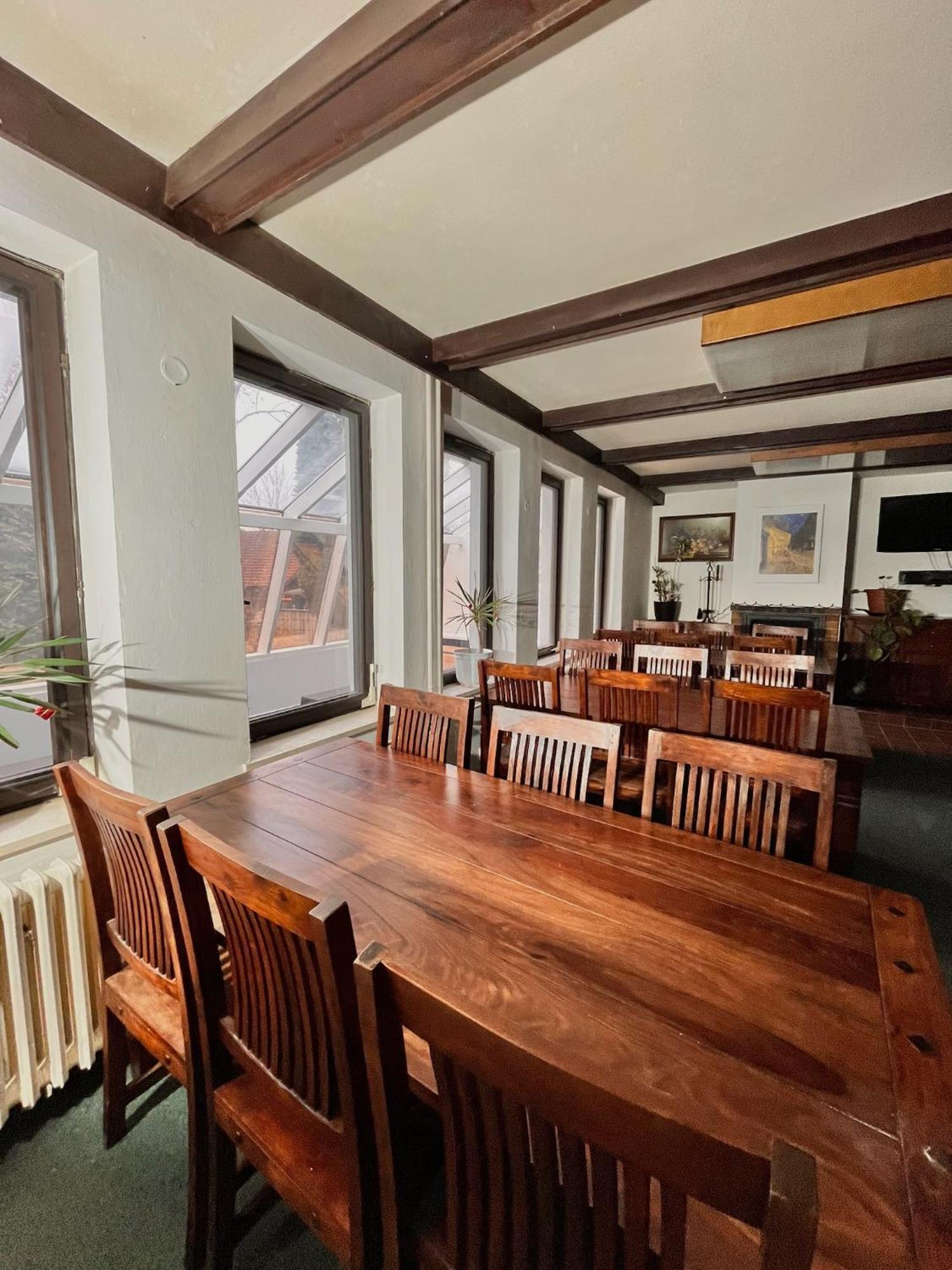 Vila Morava Hotel Liptovský Mikuláš Екстериор снимка